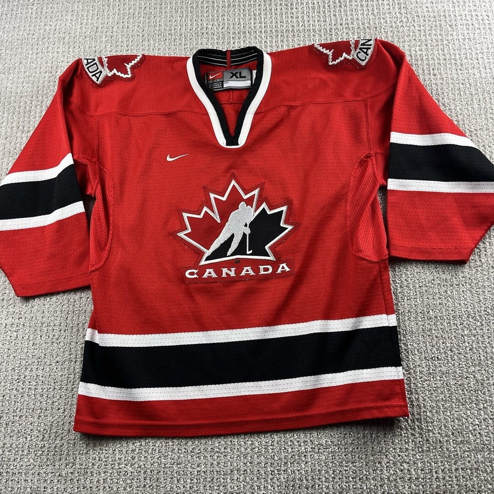 Nike Team Canada Hockey Jersey 2002 Vintage Olympics Boys Youth XL Red